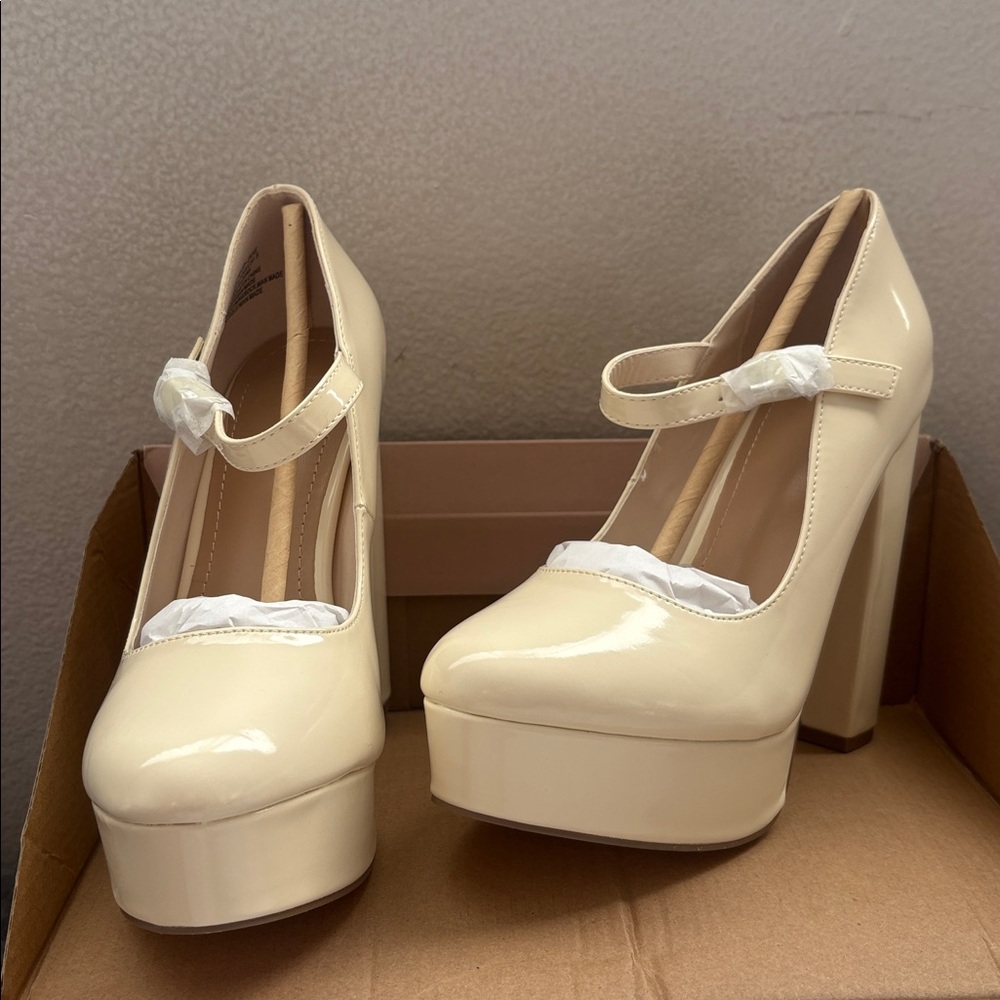 JustFab Cream Platform Mary Jane Heels